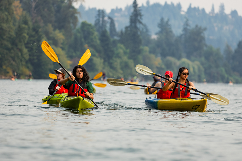 Pacific students and AWL participants go kayaking