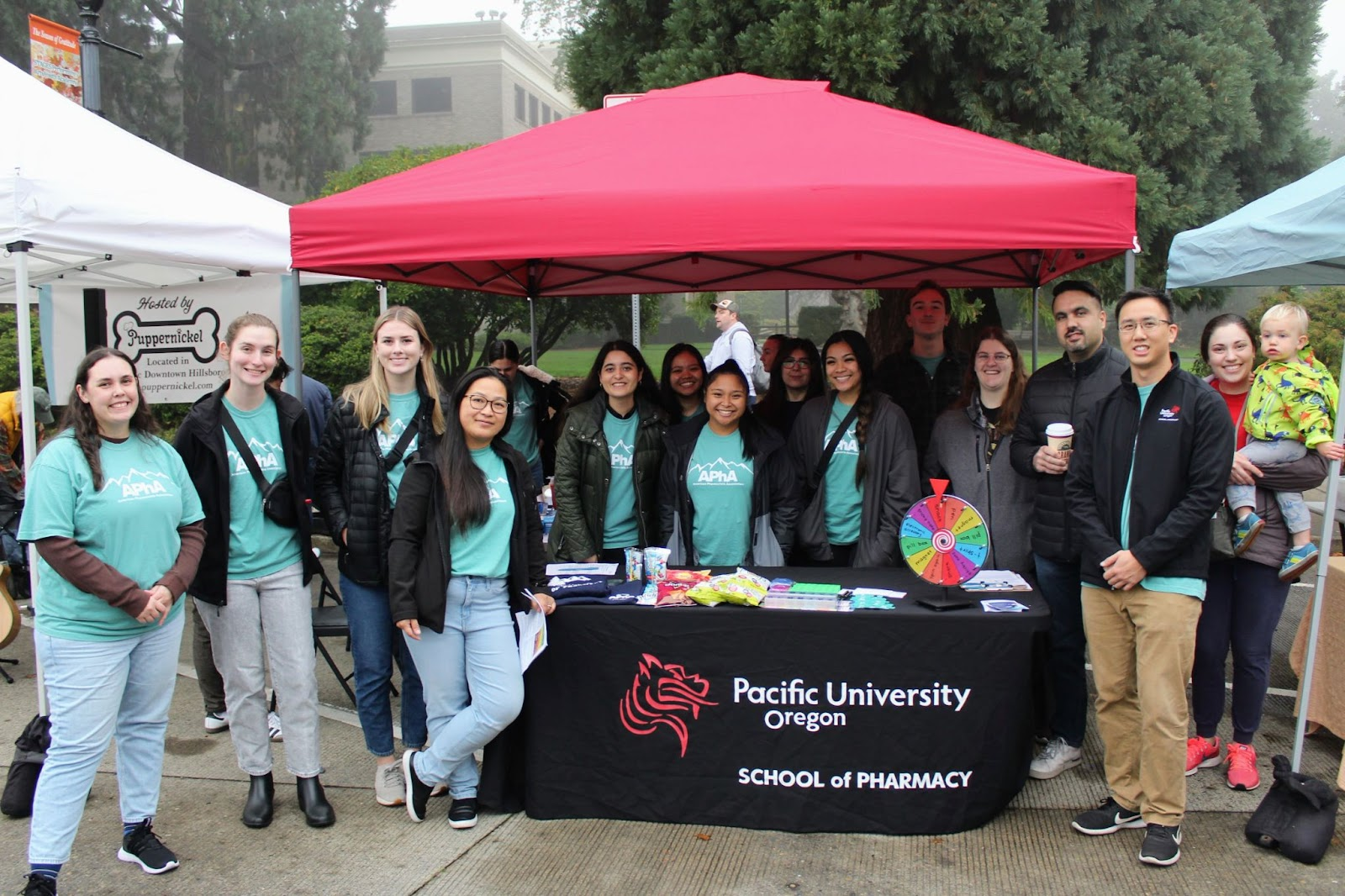 School of Pharmacy Students at Community Outreach in Hillsboro