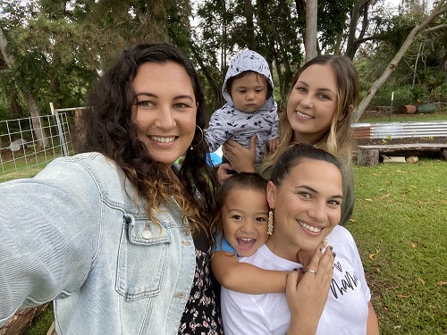 Anuhea with her sisters, Makani and Mahie, and her nephews, Kamaehu and Skye