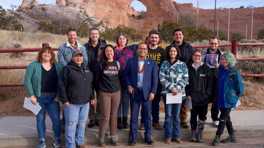 Students pose with the president of the Navajo Nation