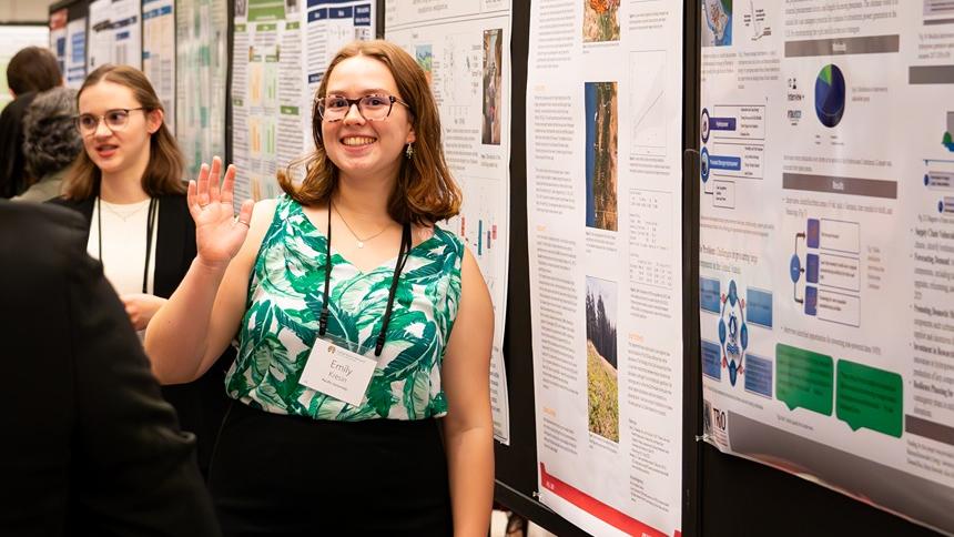 Emily Kresin '24 Discusses Her Poster Presentation At The Murdock Conference