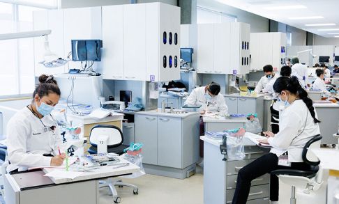 Dental Hygiene Students Practicing In Hillsboro Clinic